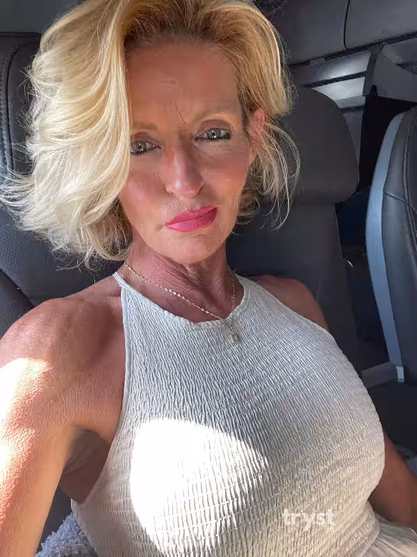 companion Sheri in Cincinnati, OH