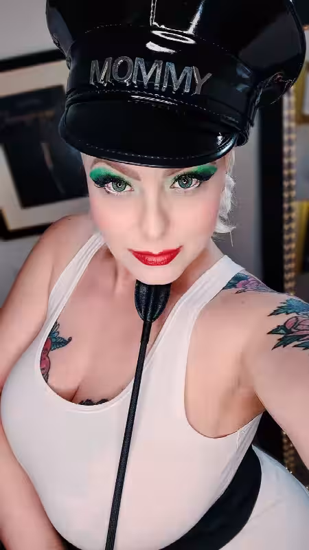 companion/Massage/S&M Squirting Farrah Faucet in Kirkland, WA