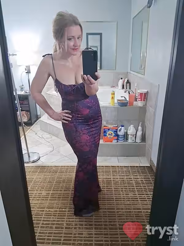 companion/Massage Jenna in Louisville, KY