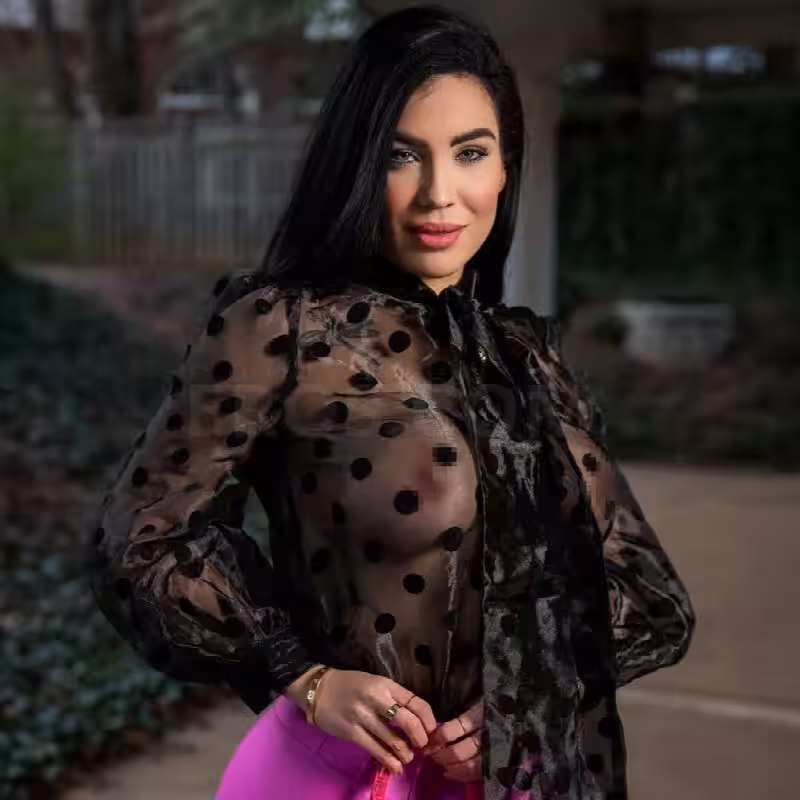 companion Scarlett Olmo in New Orleans, LA