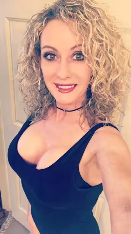 companion/Massage Veronica / April in Phoenix, AZ