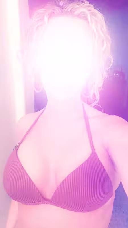 companion/Massage Veronica / April in Phoenix, AZ