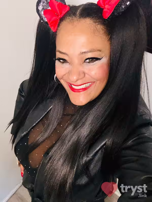 companion/S&M Bruna Hills in Phoenix, AZ